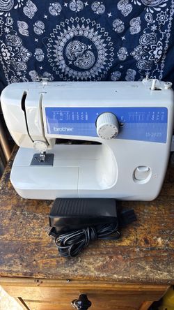 Brother LS 2125 Sewing Machine In Excellent Condition Serviced And Sewing Excellent