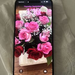 iPhone 14 Pro Max In Excellent Condition Unlocked Fir Any Carrier Any Question Ask 