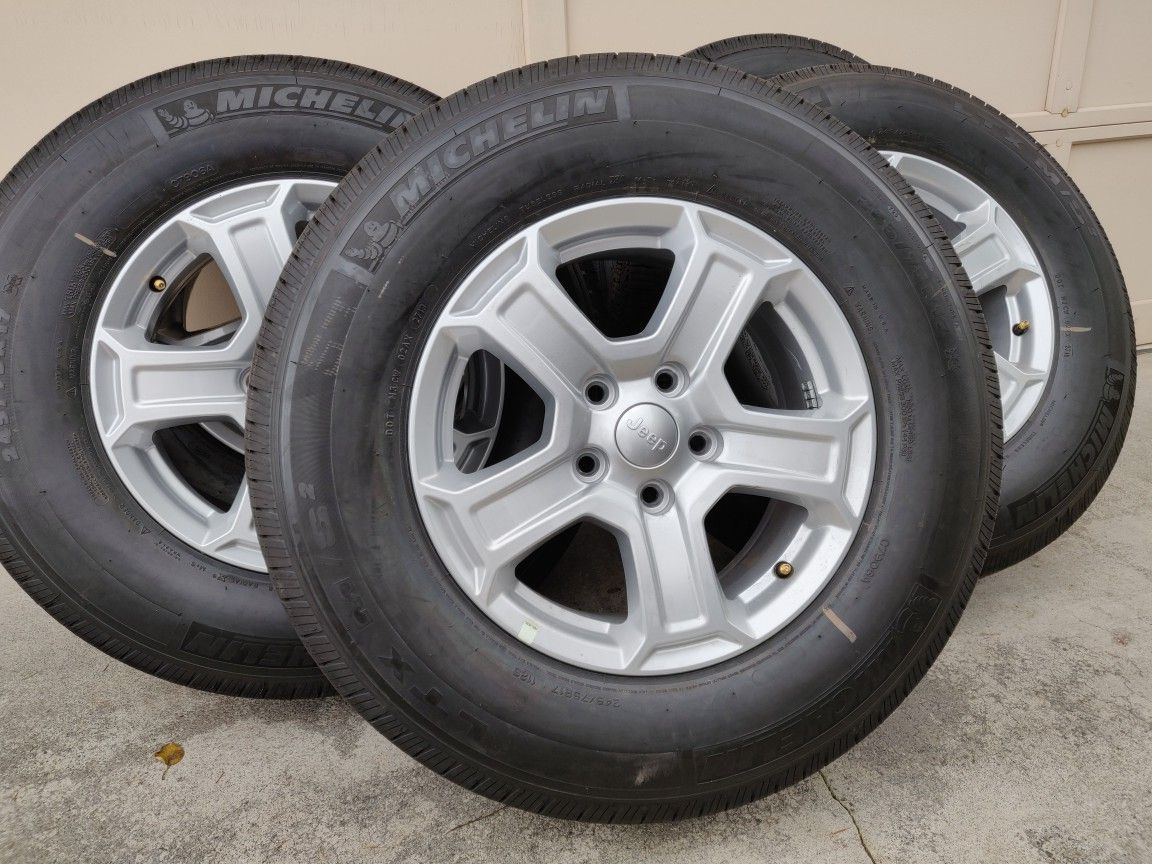 2019 Jeep wheels & tires *New* 275/45R17