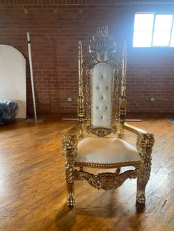 Gold royal Thrones