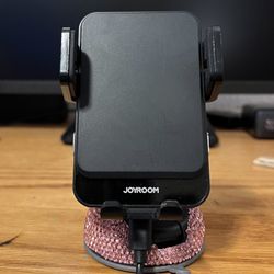 Wireless Charging Phone Mount