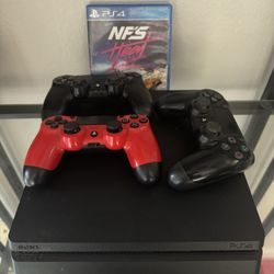 PlayStation 4 Bundle + 3 Controllers + 1 Game