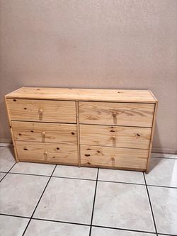 Kids dresser