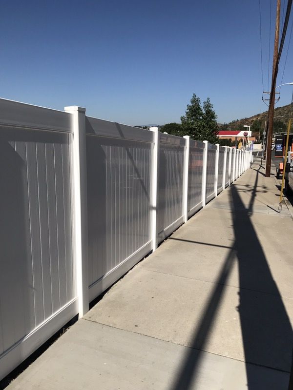 Fence installer