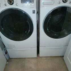 LG Frontload Washer Dryer Set 