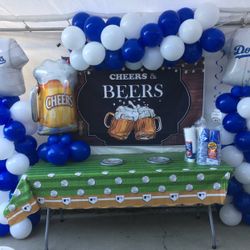 Dodger Balloon Decoration/ Cheers and Beers 