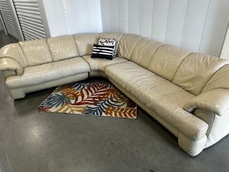 3PC CREAM LEATHER SECTIONAL COUCH W/ FREE DELIVERY