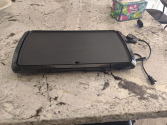 Presto 22-inch Electric Griddle with Removable Handles