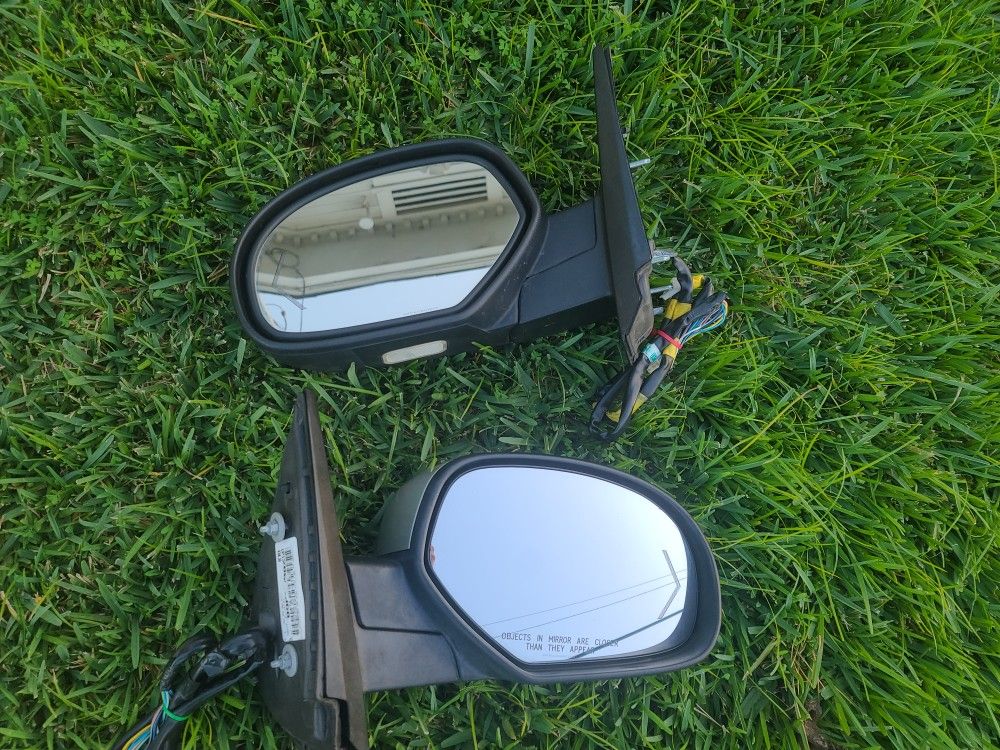 2010-2014 Silverado Suburban Yukon Tahoe Power Fold Signal Mirrors