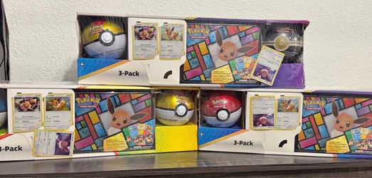 Pokémon TCG Eevee 3-Pack Tin & Poké Ball Set