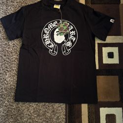 Graphic Black tee Size Small