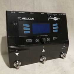 TC-helicon Play Acoustic DI/Harmony 