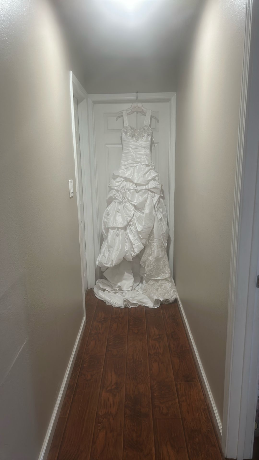 MAGGIE SOTTERO Wedding Dress-Size 6