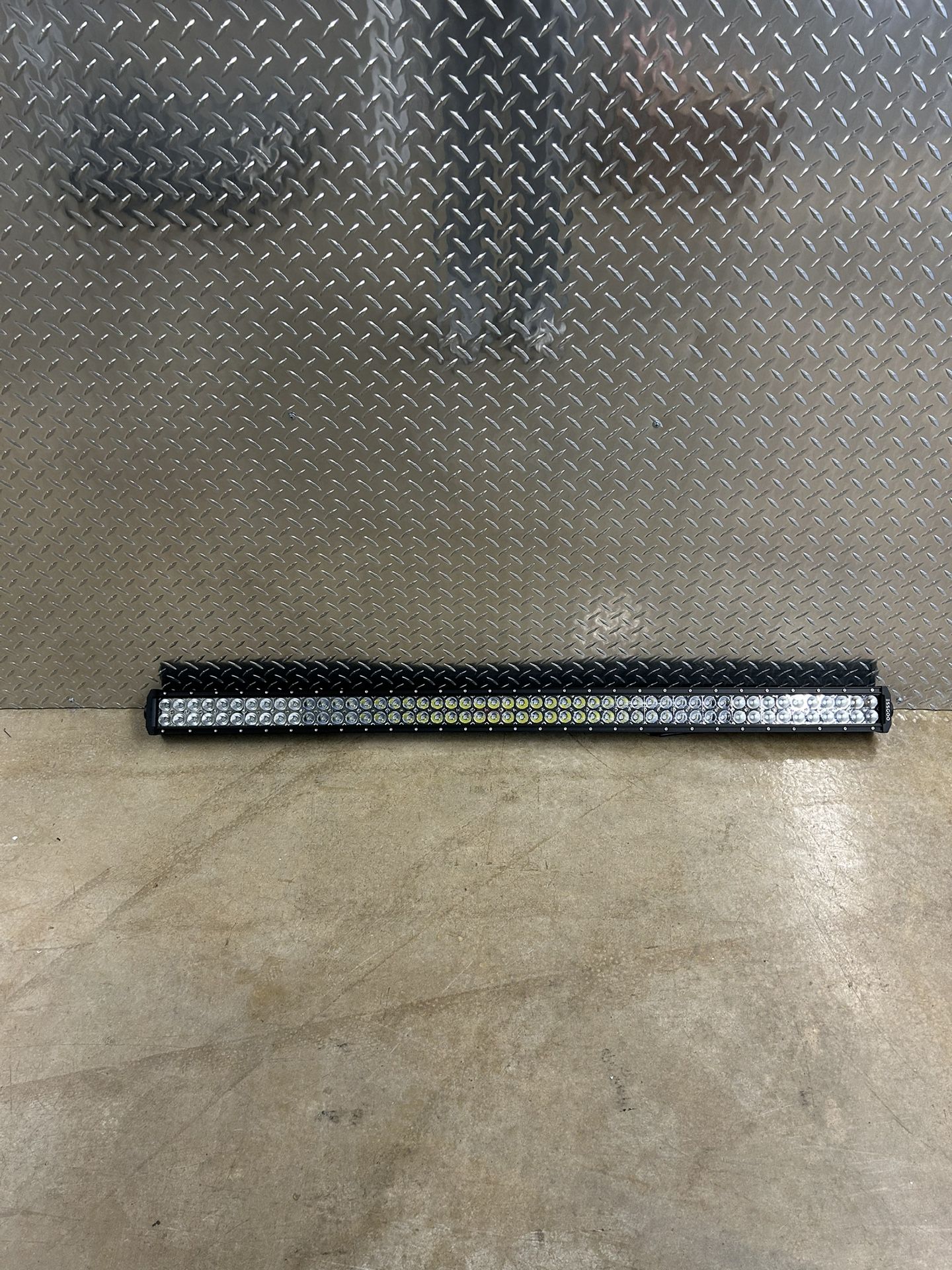 BRAND NEW 52 INCH LIGHT *ONLY THE LIGHT*