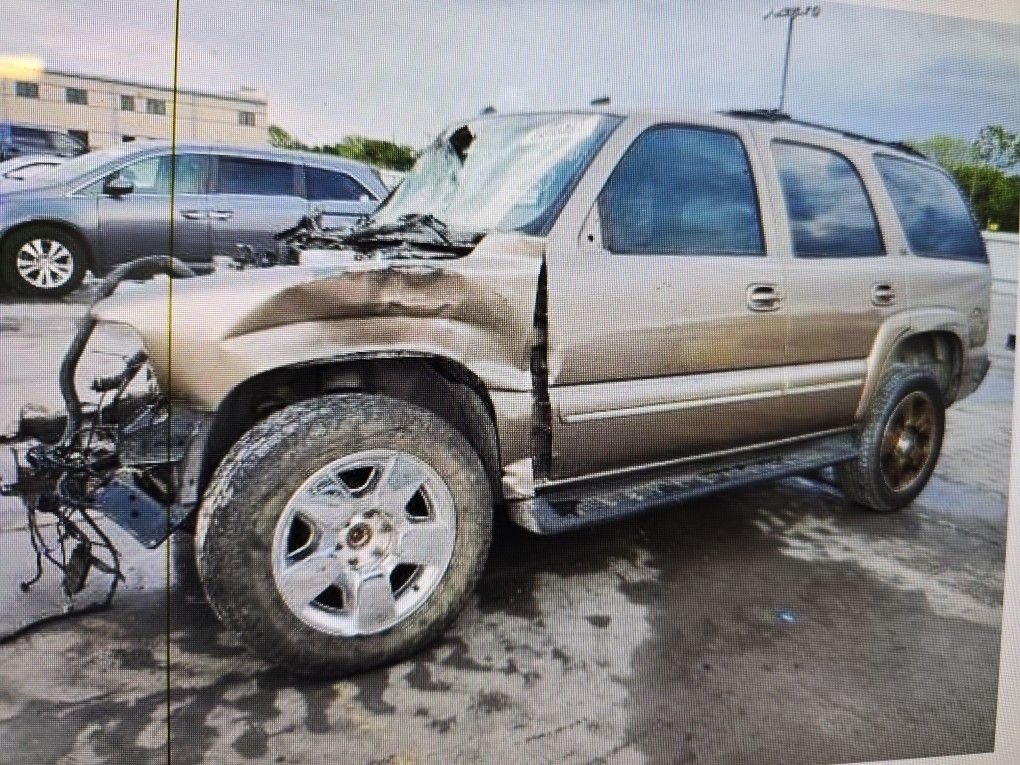 FOR PARTS A 2003 CHEVY TAHOE 5.3 ENGINE RWD 4L60 TRANS 