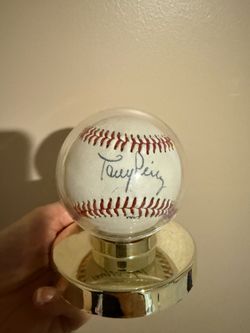 Tony Perez Signed Baseball