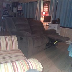 Love Seat Recliner Couch