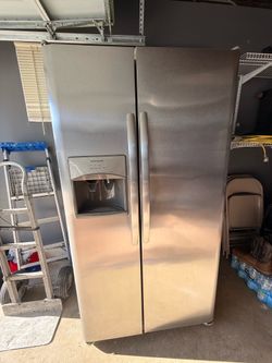 Frigidaire Refrigerator