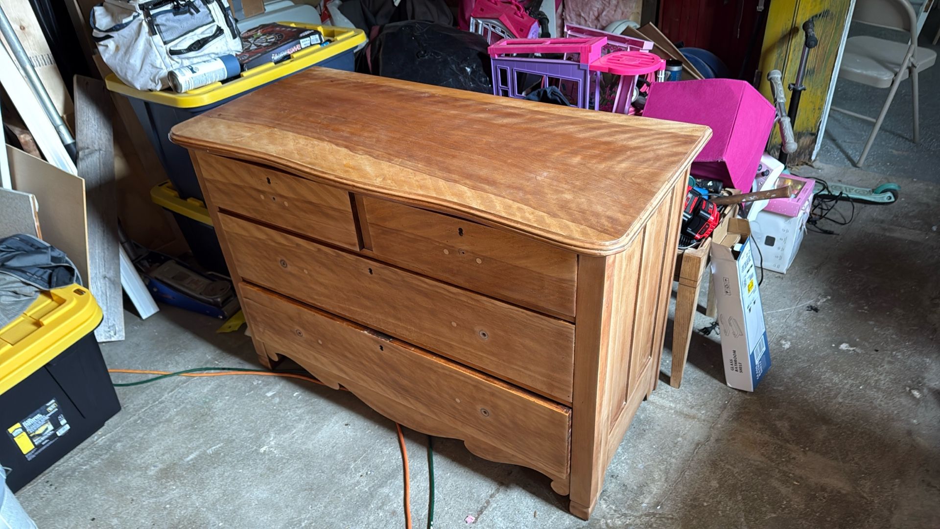 Dresser