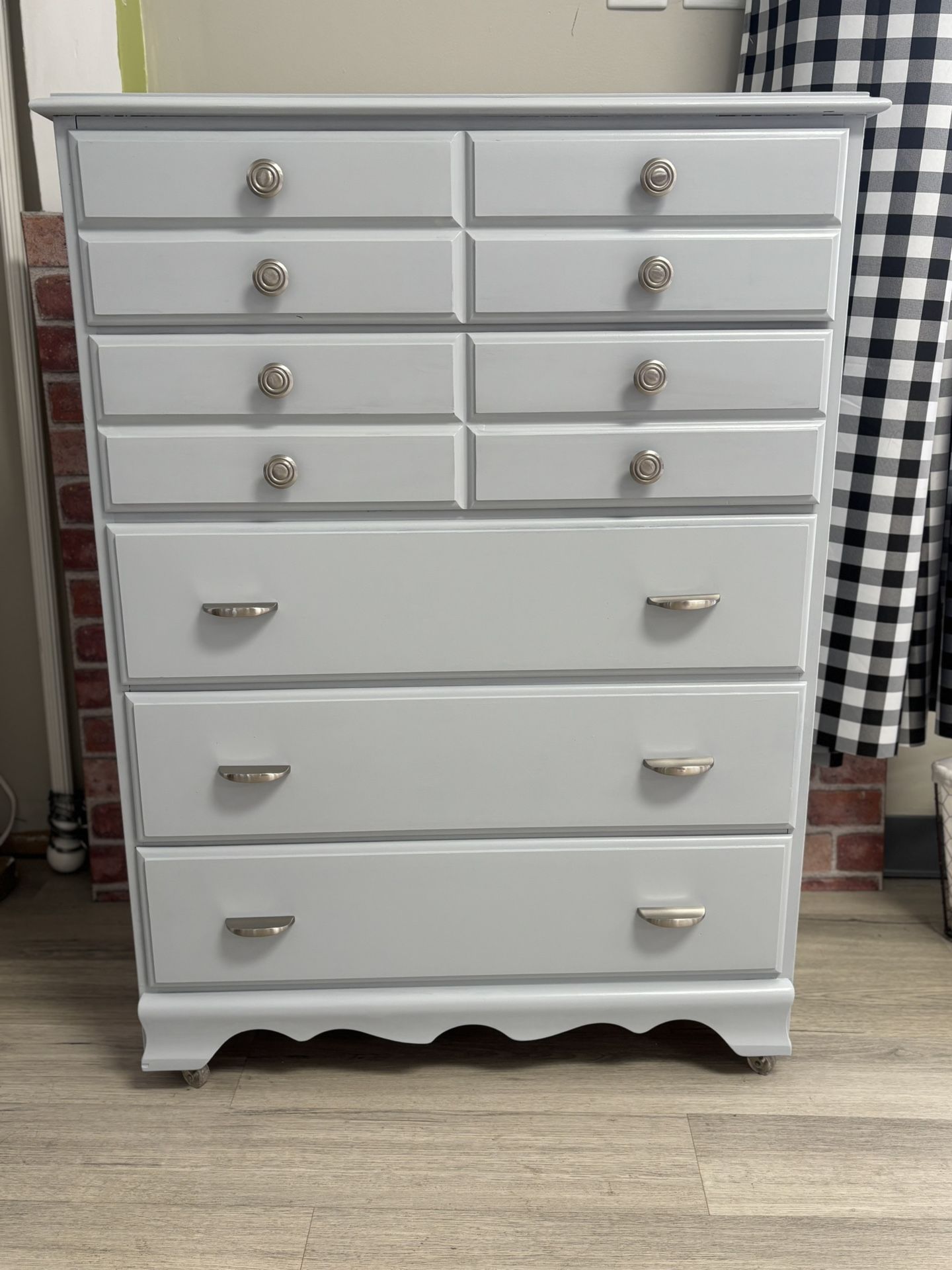 Chest of Drawers- Gray