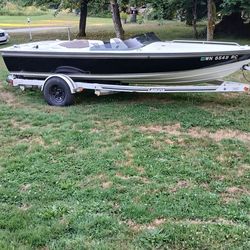 18'  Invader Clasic (Donzi)