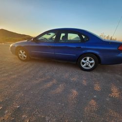 2003 Ford Taurus Similar to Honda Toyota Nissan Chevy Ford dodge Lexus Acura Kia Hyundai Chrysler Cadillac

