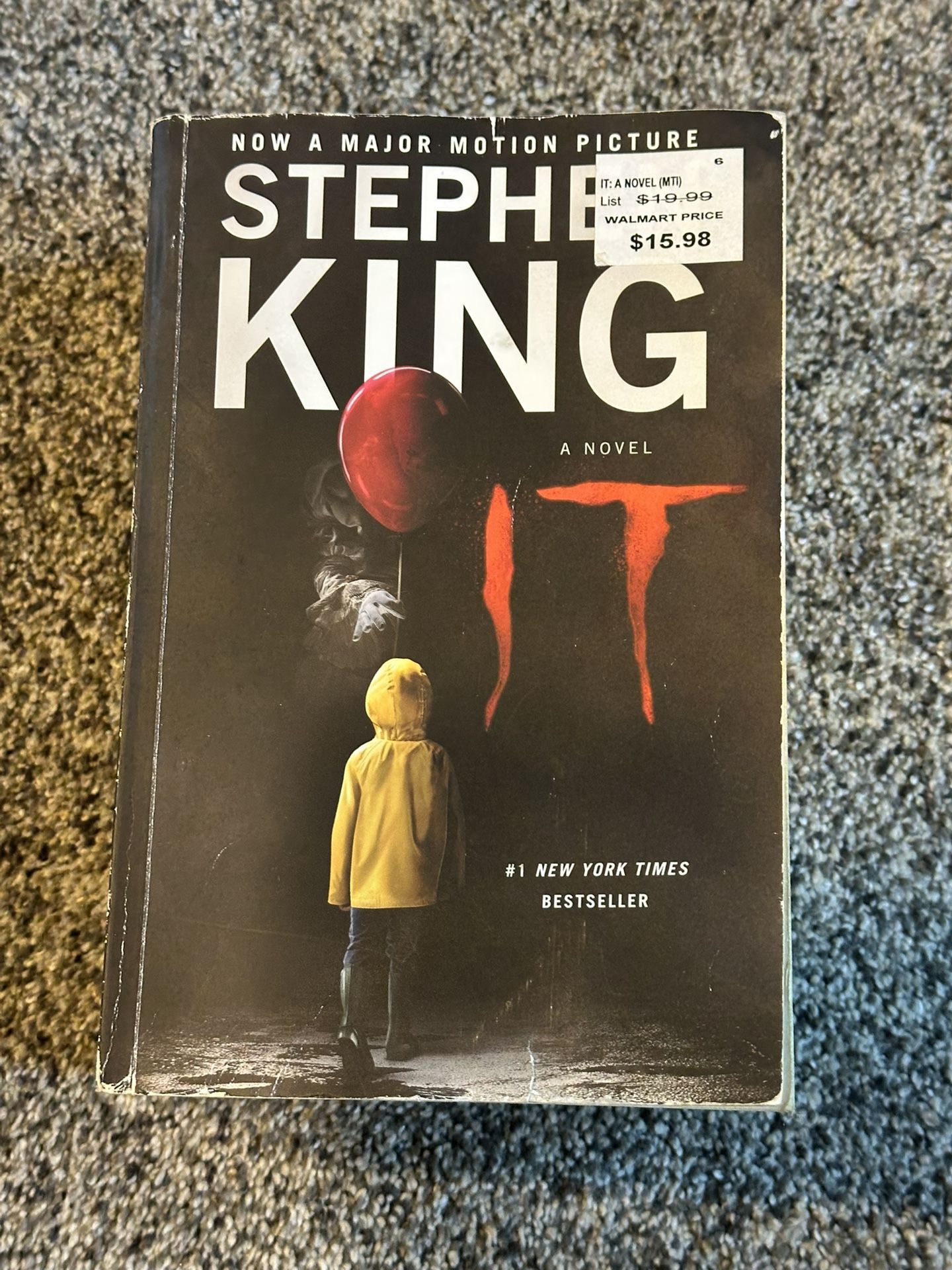 It : A Novel - Stephen King Paperback Book (2017)