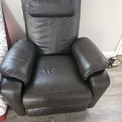 Manual Rocker Recliner