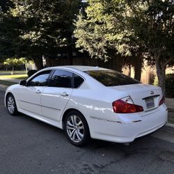 2009 Infiniti M35