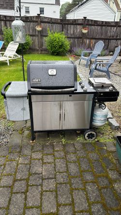 Weber Genesis Grill  With Side Burner
