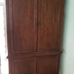 TV Cabinet / Armoire