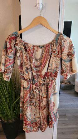 Off Shoulder Romper Size Medium