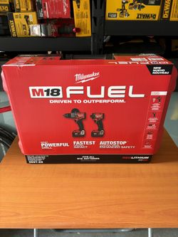 MiLWAUKEE FUELL HAMMER DRILL COMBO TOOLS