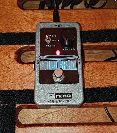 Electro-Harmonix Holy Grail Nano Reverb Pedal Spring Hall Flerb