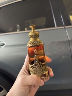 Women’s oil perfume