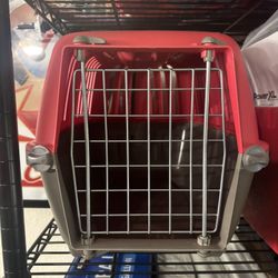 Midwest Spree Plastic Cat Carrier