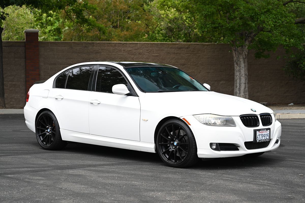 2011 BMW 3 Series