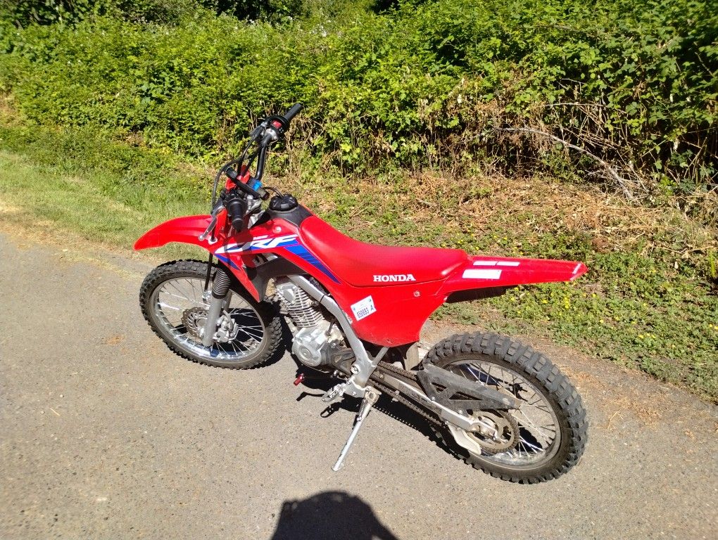 2023 CRF 125 Big Wheel