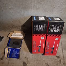 1995 Chevy Monte Carlo Rear Struts (Pair)