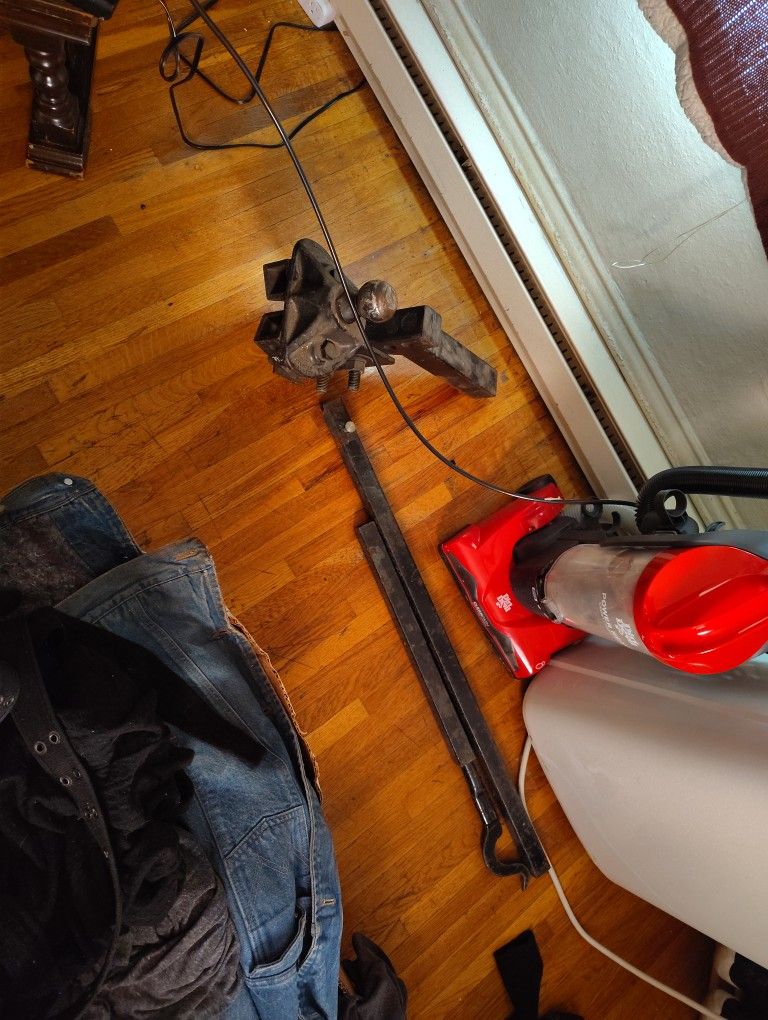 Towing Hitch With Extension