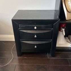 Black 3 Drawer Nightstand