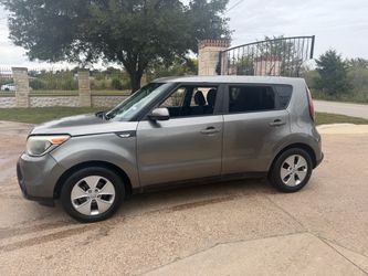 2014 Kia Soul Hatchback – Gray