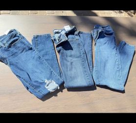 3 Levi jeans size 29