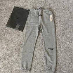 Essentials medium pickup only Lauderdale lakes
