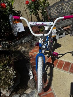 Huffy 20” bike with Med size helmet