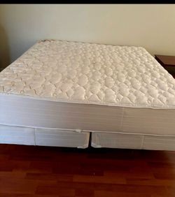 King mattress , box springs & frame