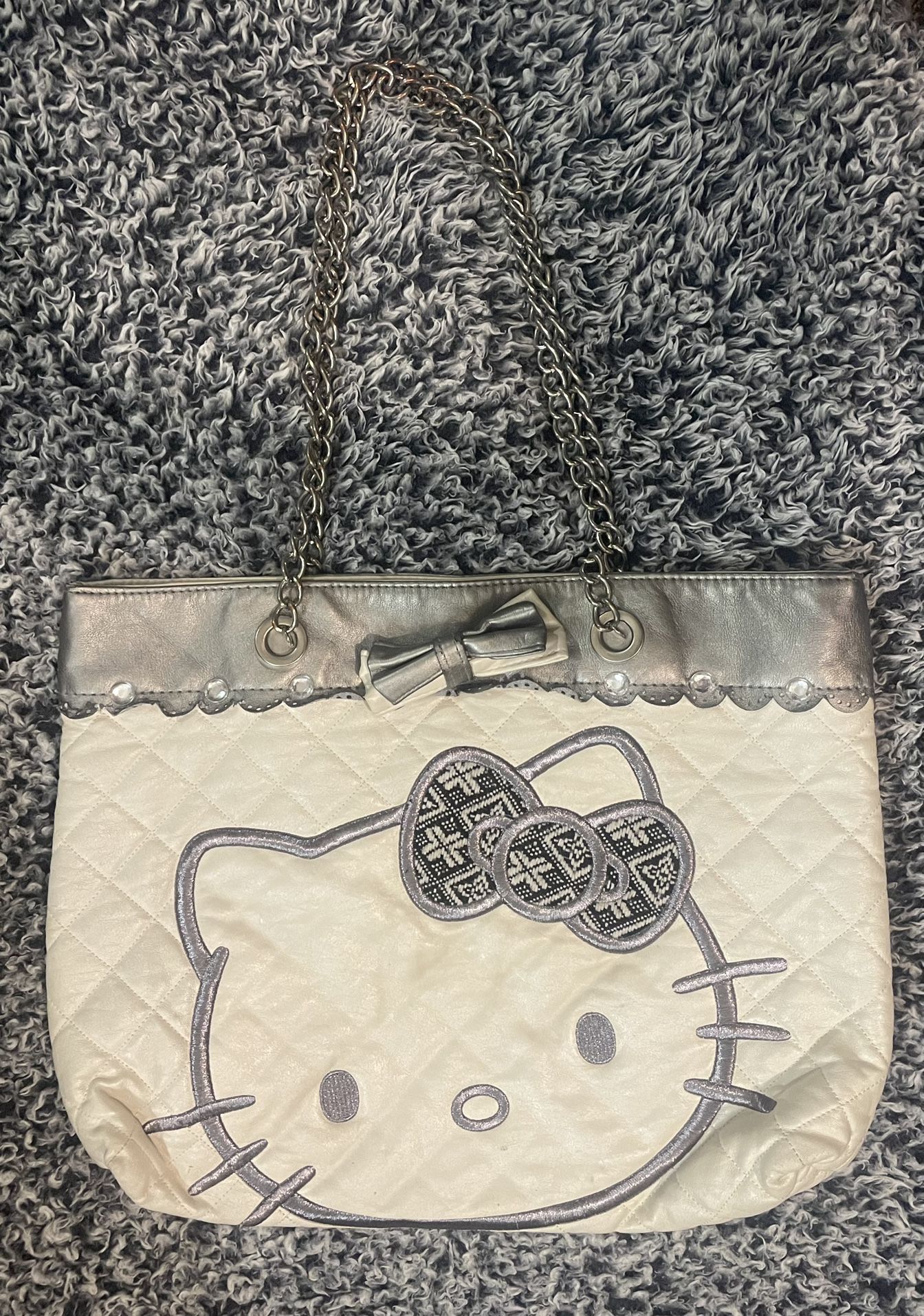 Super Cute HELLO KITTY tote Bag W Chain Straps 