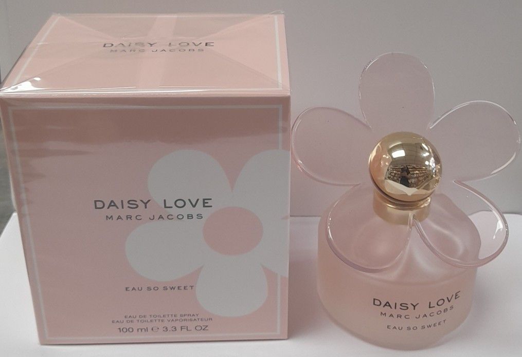 DAISY LOVE EAU SO SWEET BY MARC JACOBS
