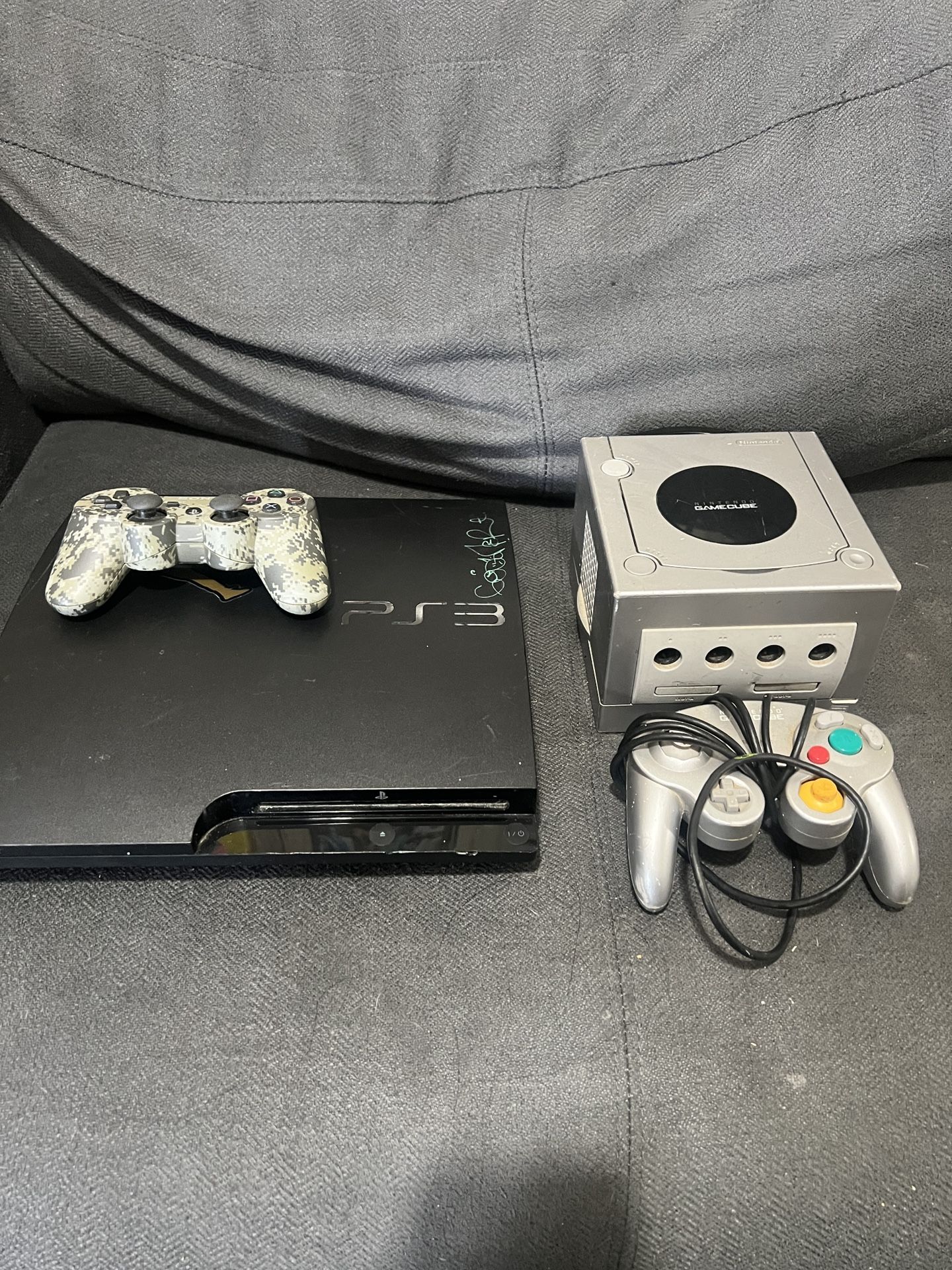 PS3 + Nintendo GameCube Bundle – Both with Controllers