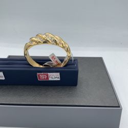 18k Bangle Bracelet 